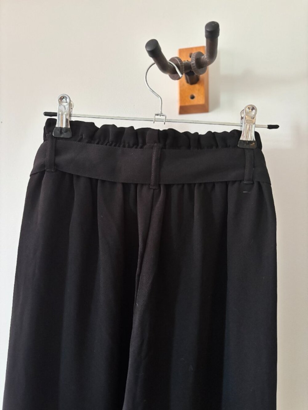 NWOT • Stradivarius • paperbag tie waist cropped wide leg pants - Picture 4 of 10